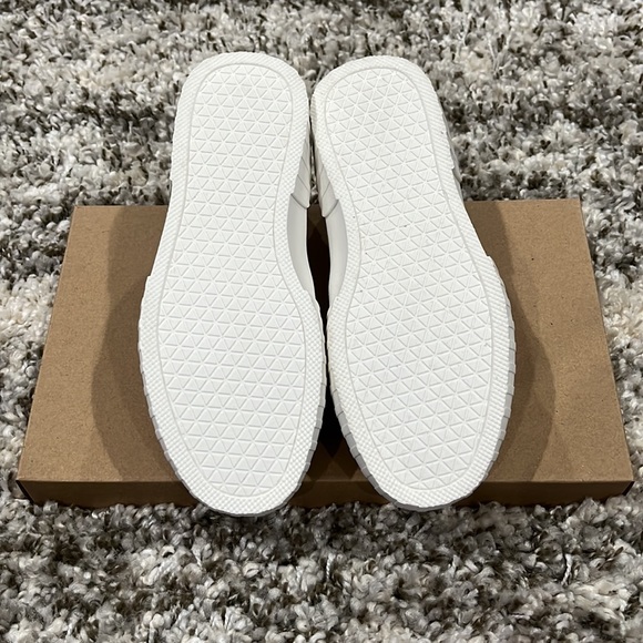 👟 Shoes, Sneakers, White, Slip On, Canvas, Steve Madden, Designer - Picture 6 of 10